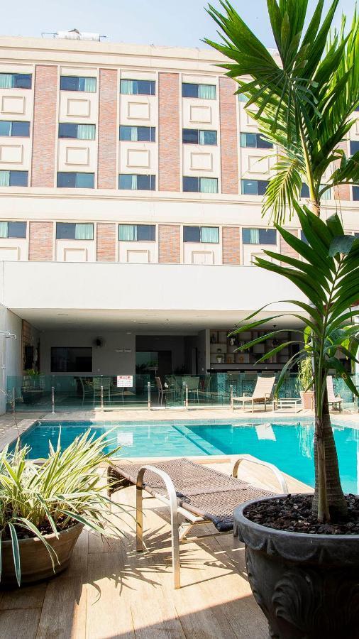 Golden Plaza Hotel ปอร์โตเวโล ภายนอก รูปภาพ