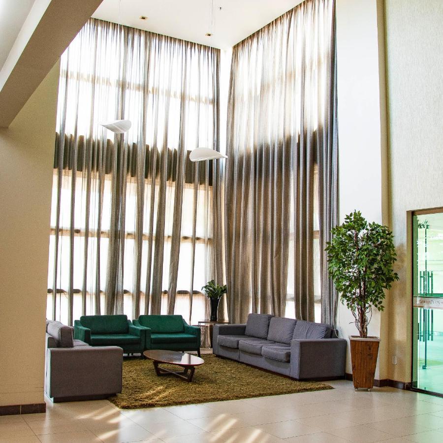 Golden Plaza Hotel ปอร์โตเวโล ภายนอก รูปภาพ